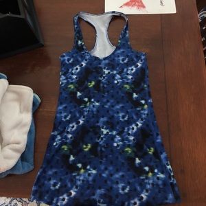 Lululemon tank top