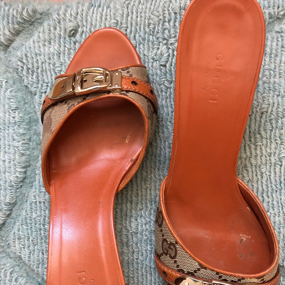 Gucci sandals