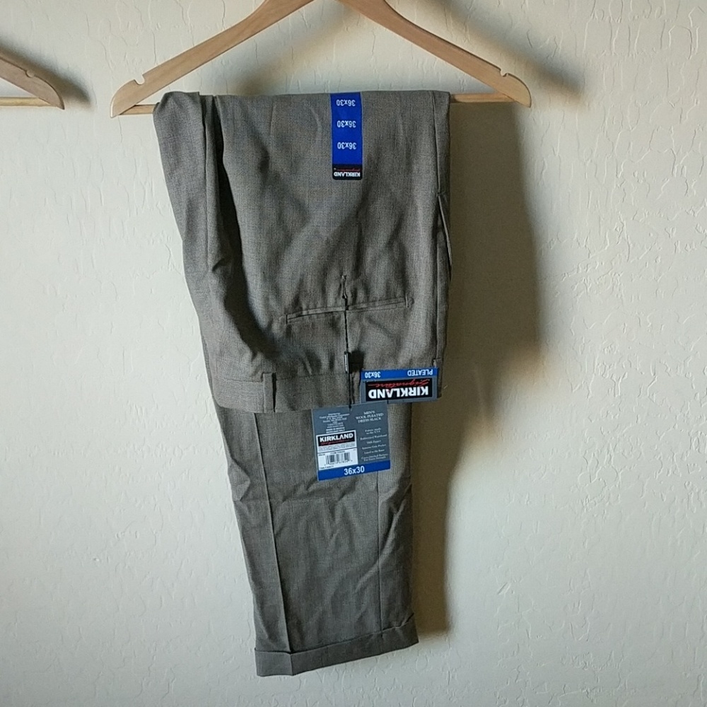 Kirkland Dress Wool Pleated Slacks