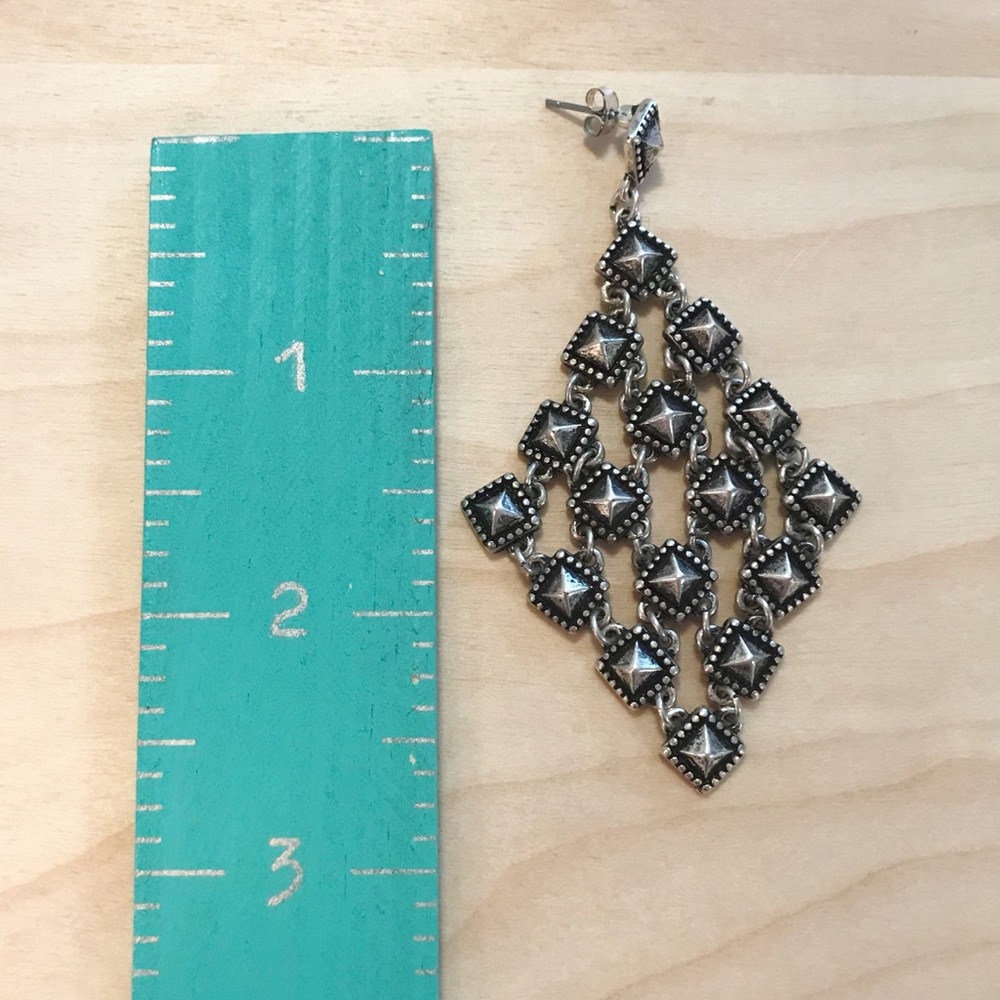 Diamond shape chandelier post earrings - Picture 4 of 4