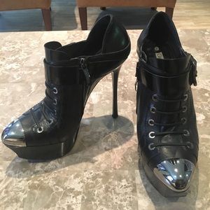 Gianmarco Lorenzi heels