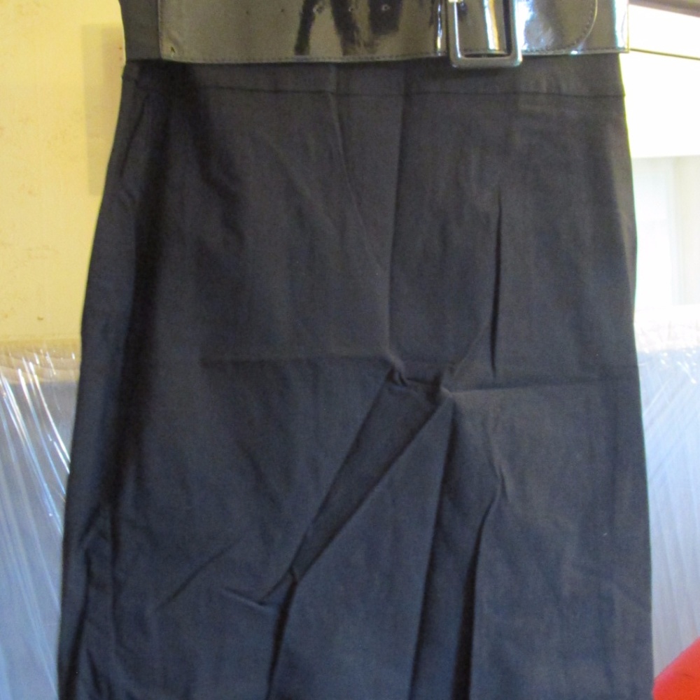 black skirt