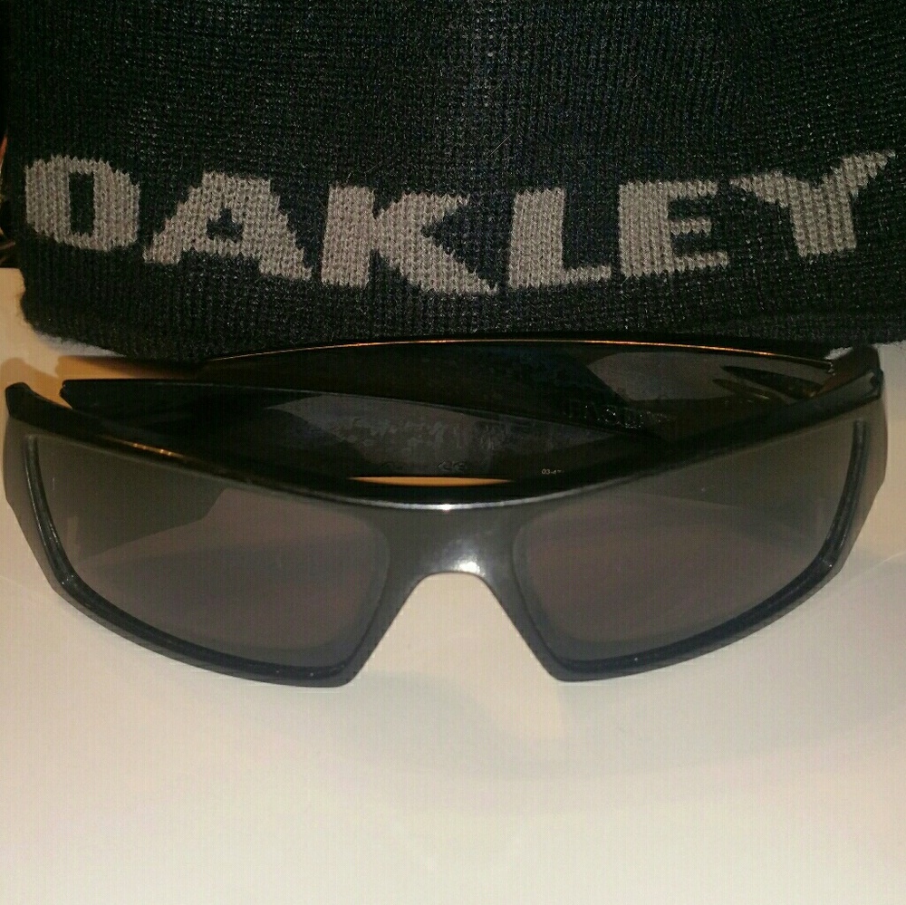 Black Oakley Gascan Sunglasses