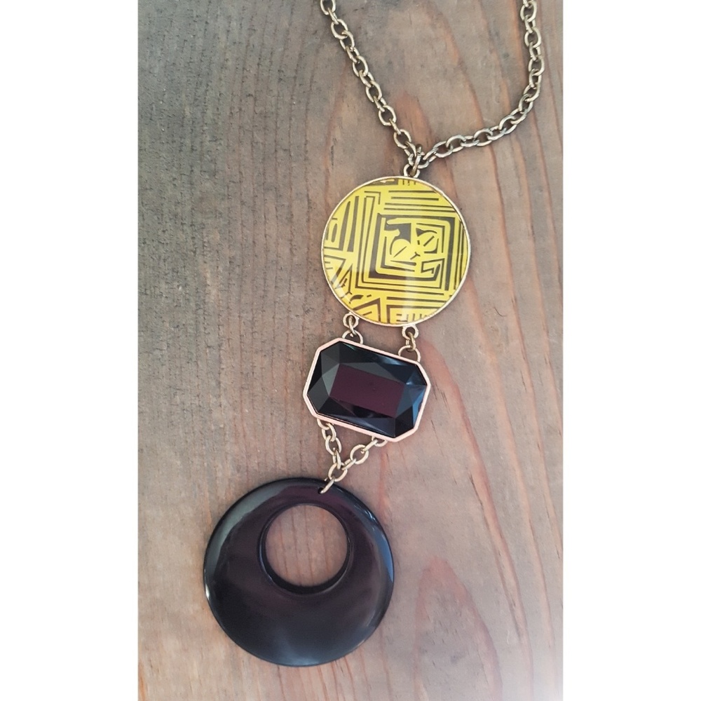 Ladies Statement Necklace