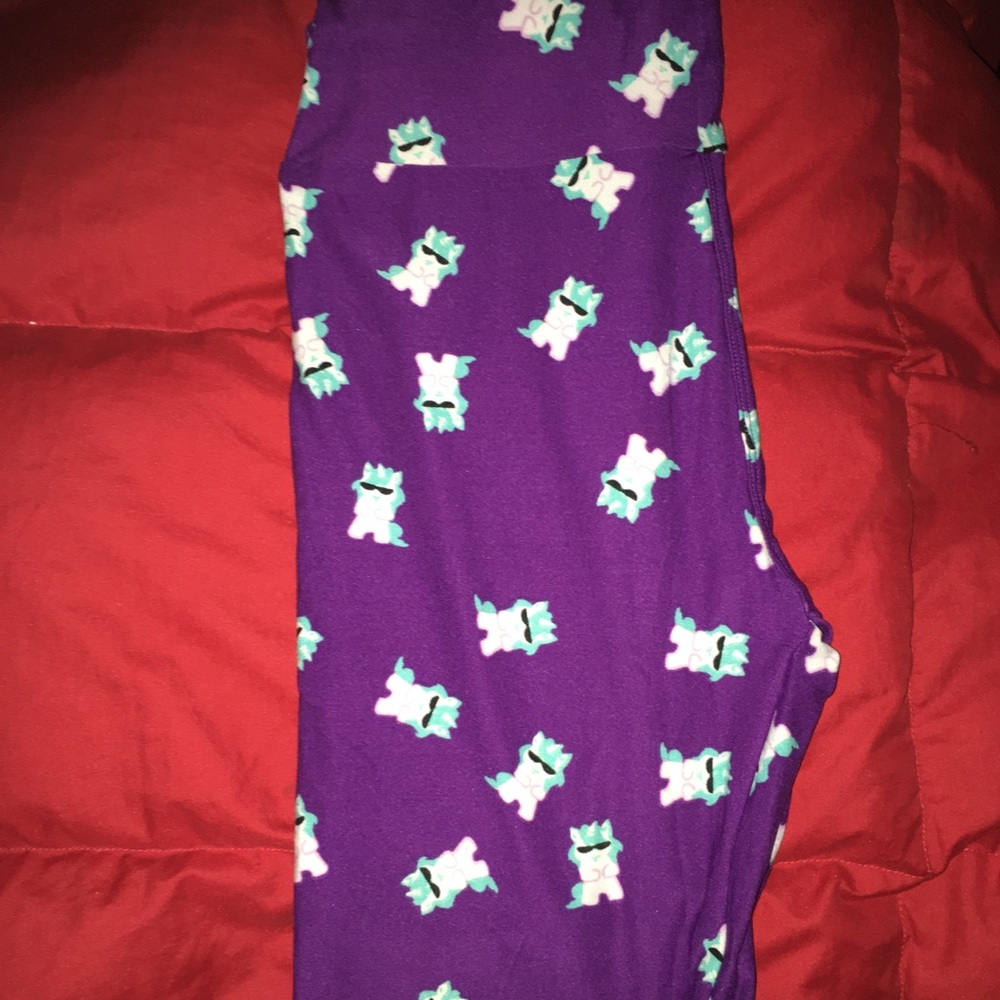Unicorn Lularoe OS unicorn last wearing sunglasses