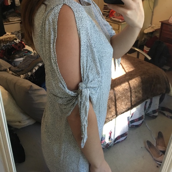 H&M Dress - Picture 2 of 3