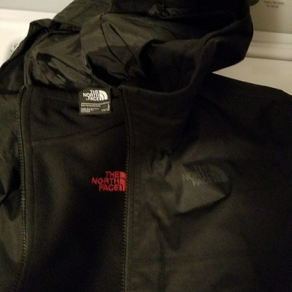 the north face hologram tag