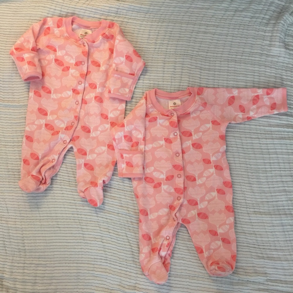 EUC Pair of Hanna Anderssen footed sleepers 50cm