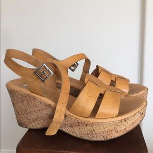 Korks wedge sandals
