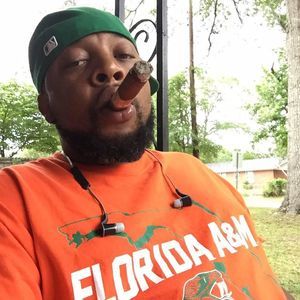 Meet your Posher, Joel