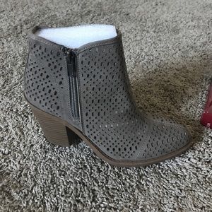 Esprit Bootie