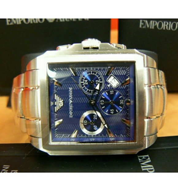 BRAND new Armani exchange stainless watch - Picture 5 of 7