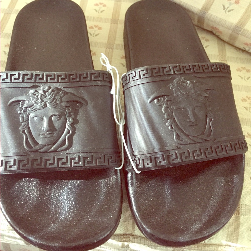 Fashion sandals size 8.5