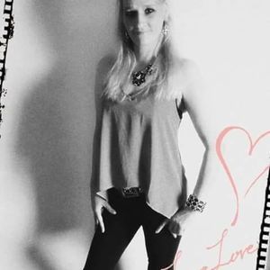 Meet your Posher, Debra