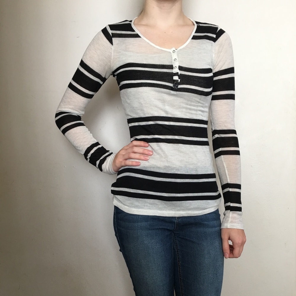 White/Black striped tee