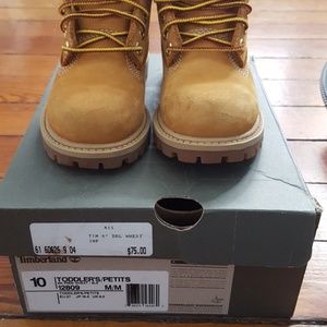 Boys Timberland Boots with Original box!