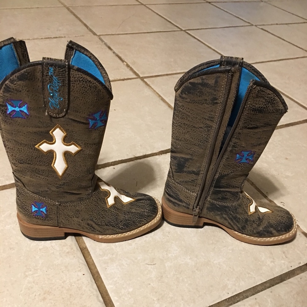 Super cute western boots (little girls)