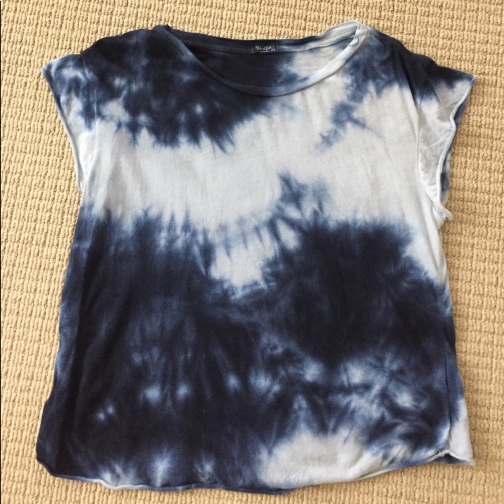 Free brandy Melville for John Galt shirt.