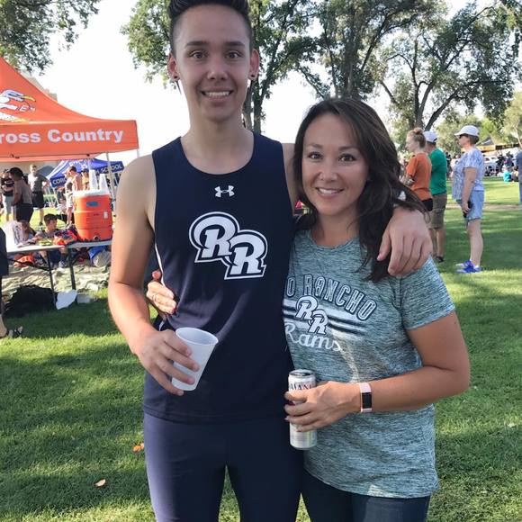 Meet your Posher, Loshi - Picture 1 of 1