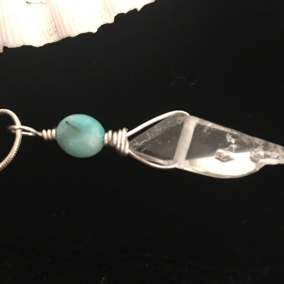 Raw Crystal Amazonite Pendant ✨ - Picture 4 of 5