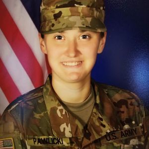 Meet your Posher, Traci