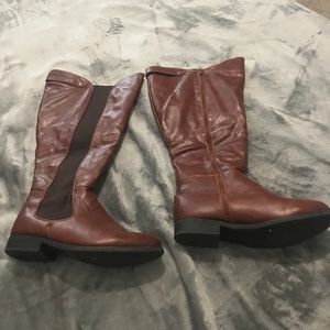 Torrid knee boots 11w