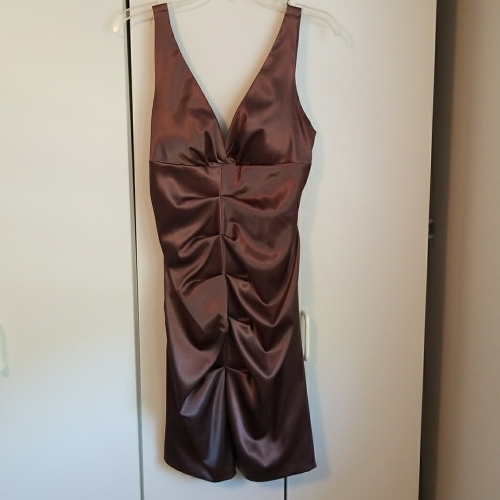 Midi formfitting cocktail dress