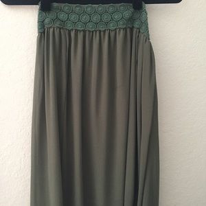 BOUTIQUE ARMY GREEN MAXI SKIRT