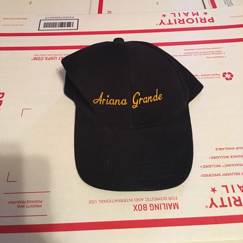 NWOT Ariana Grande Cap