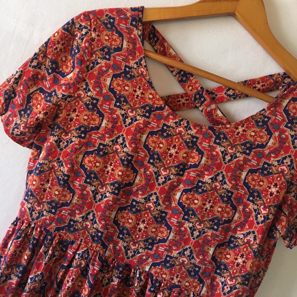 TribAl pRiNt dReSs - Picture 4 of 8