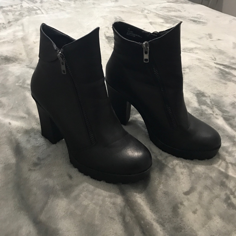 Ankle boots sz 11