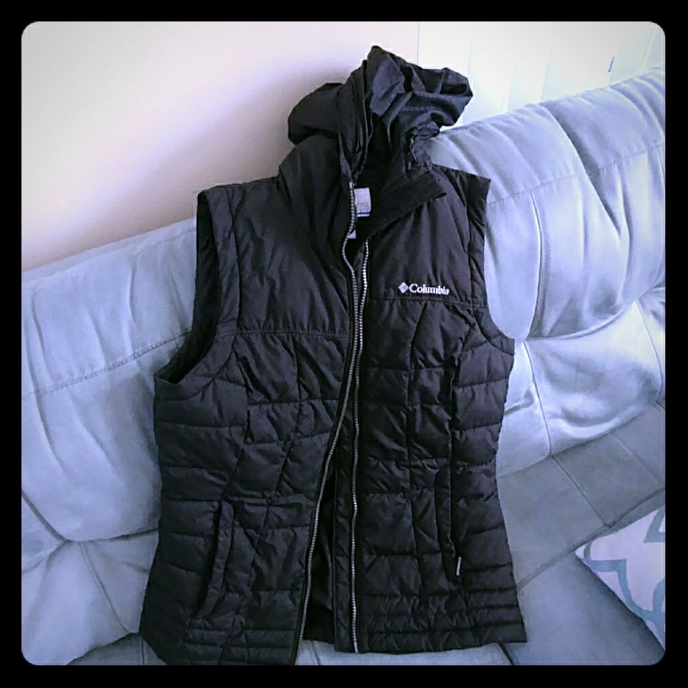 Columbia vest
