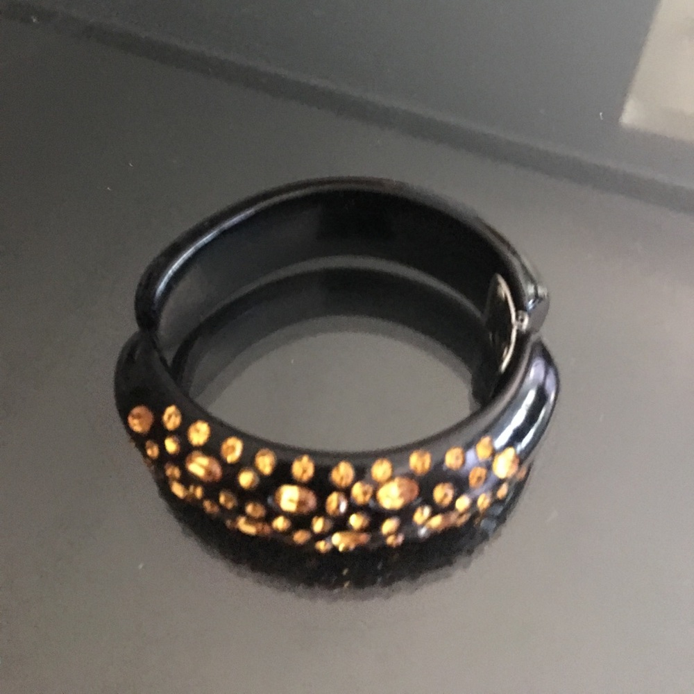 Bakelite open clasp bracelet