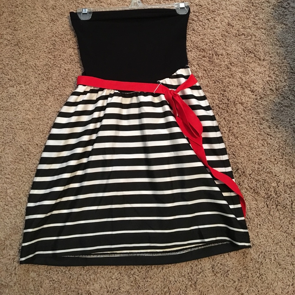 Motherhood maternity skirt