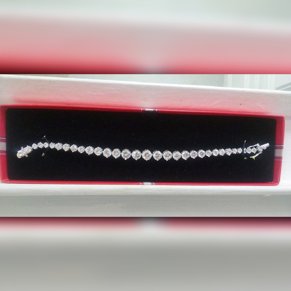 New Sterling Silver and CZ bracelet