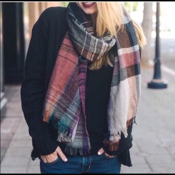 💥Last Chance b/4 ITS pulled from site!PLAID SCARF - Picture 2 of 3