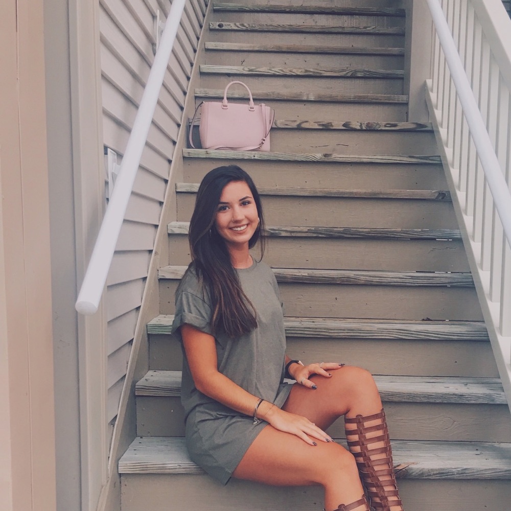 Meet your Posher, Ally