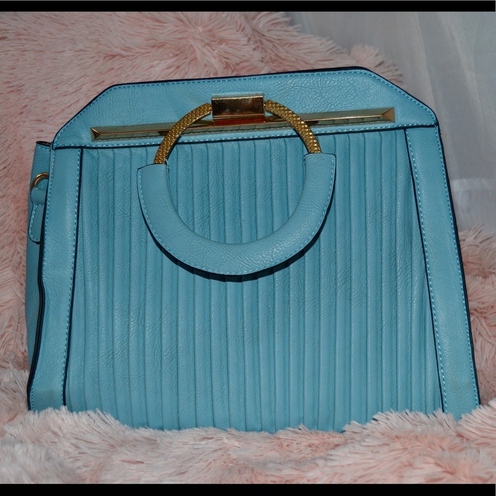 Pale blue purse✨