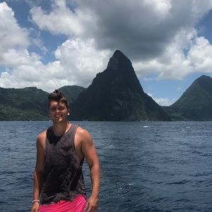 Meet your Posher, Alex