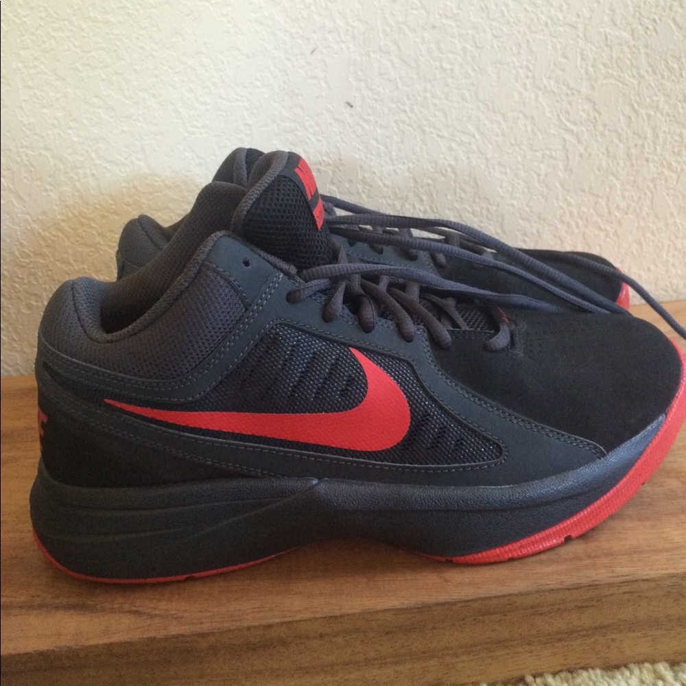 Nike Overplay VIII