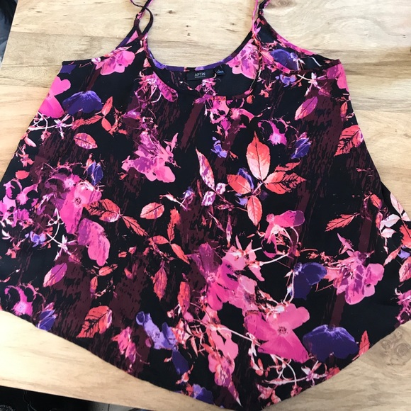 Flower print tank top - Picture 1 of 1
