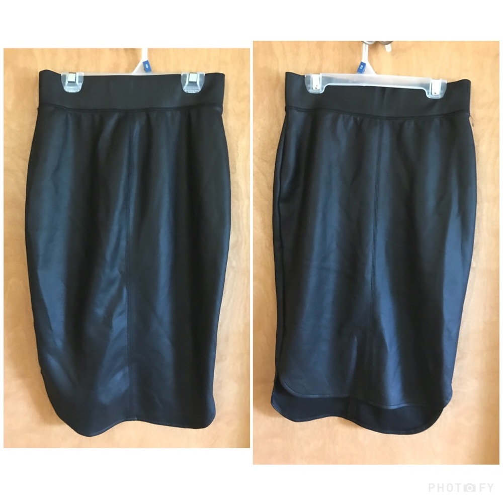 Bisou Bisou Skirt
