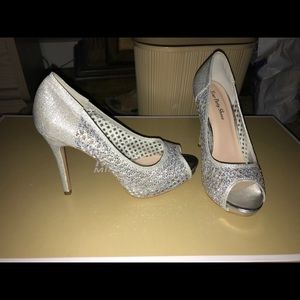 BLACK FRIDAY SALE EVERYTHING MUST GO