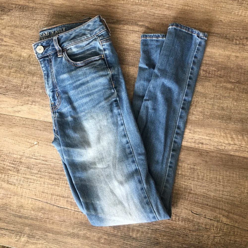 • AE Jeans •