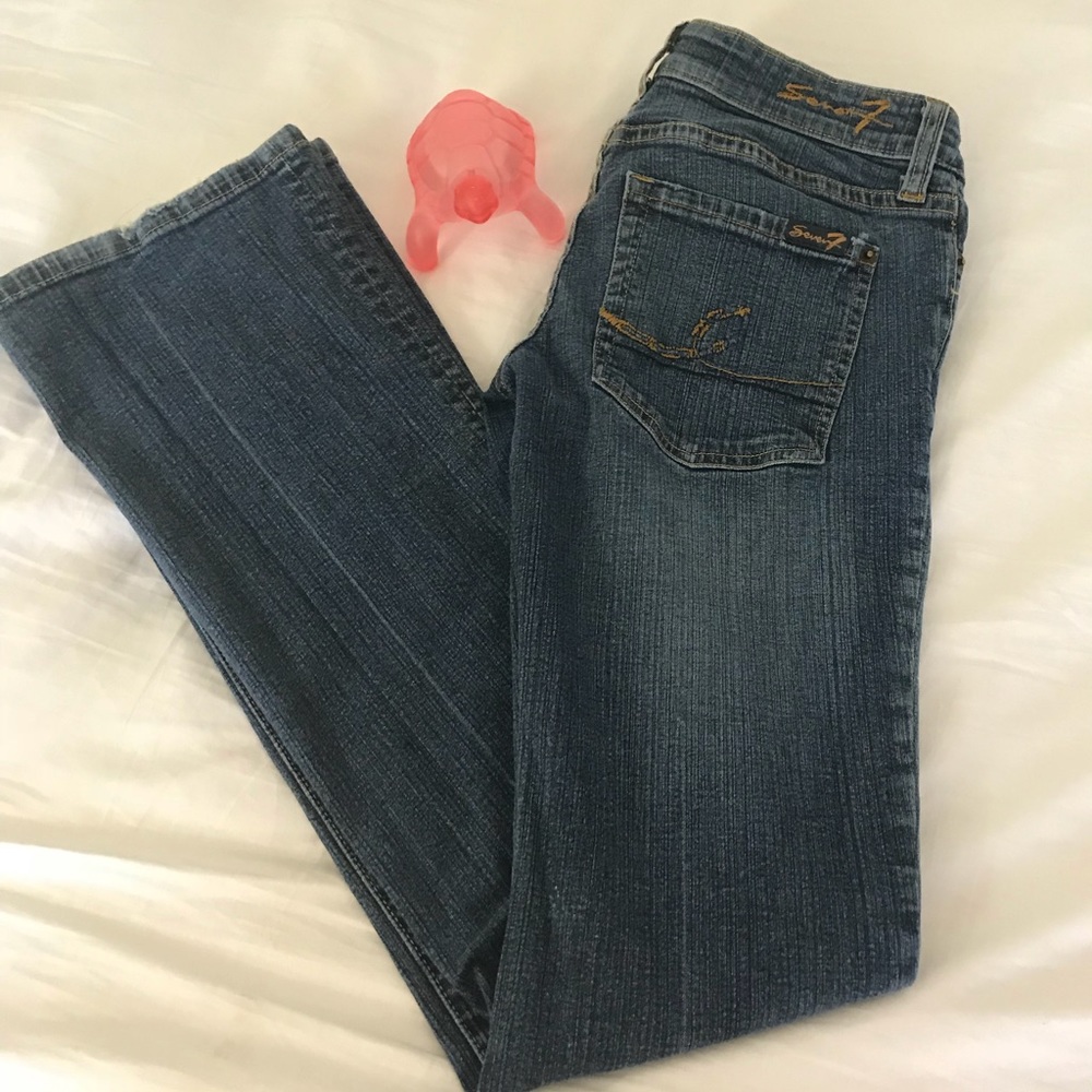 1 pair of Super Low Stretch, Seven7 Jeans.