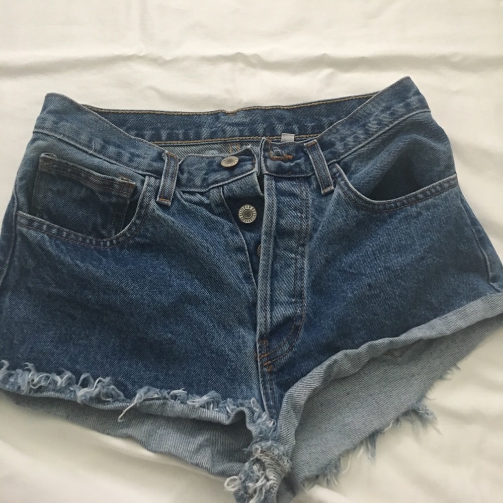 Brandy Melville high waisted jean shorts