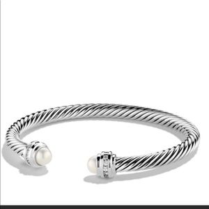 Authentic David Yurman Pearl Bracelet