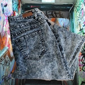 Acid Wash Skinnies Acid Wash Skinnies