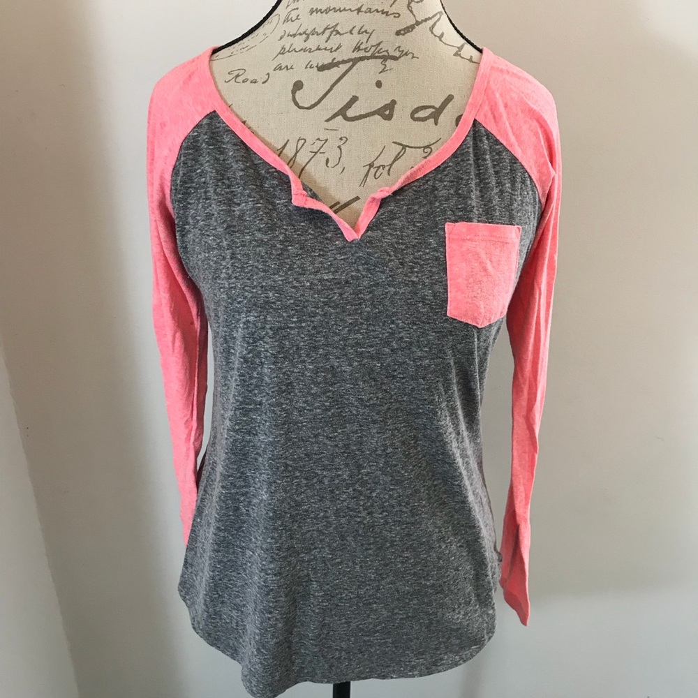 XL Rue 21 Gray &Hot Pink Baseball Tee