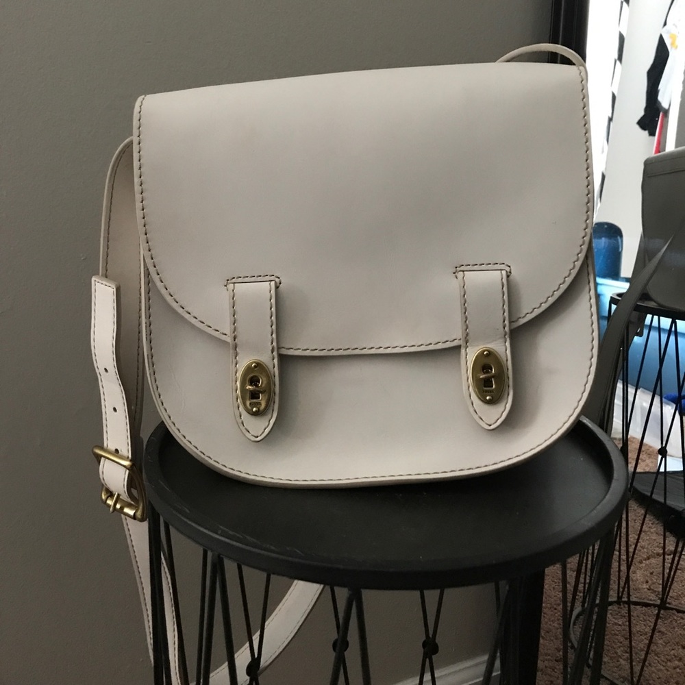 Fossils purse